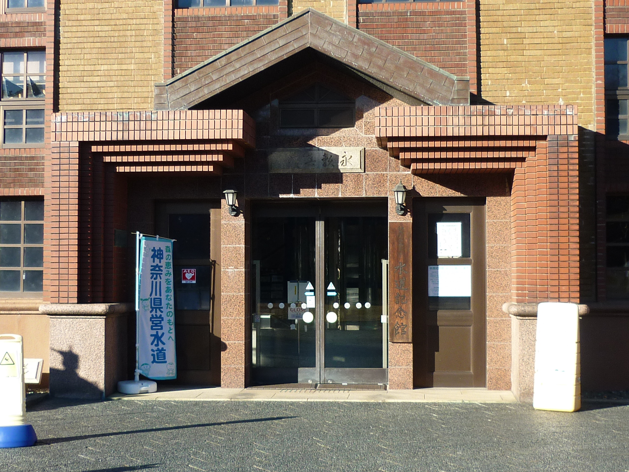 �����L�O��